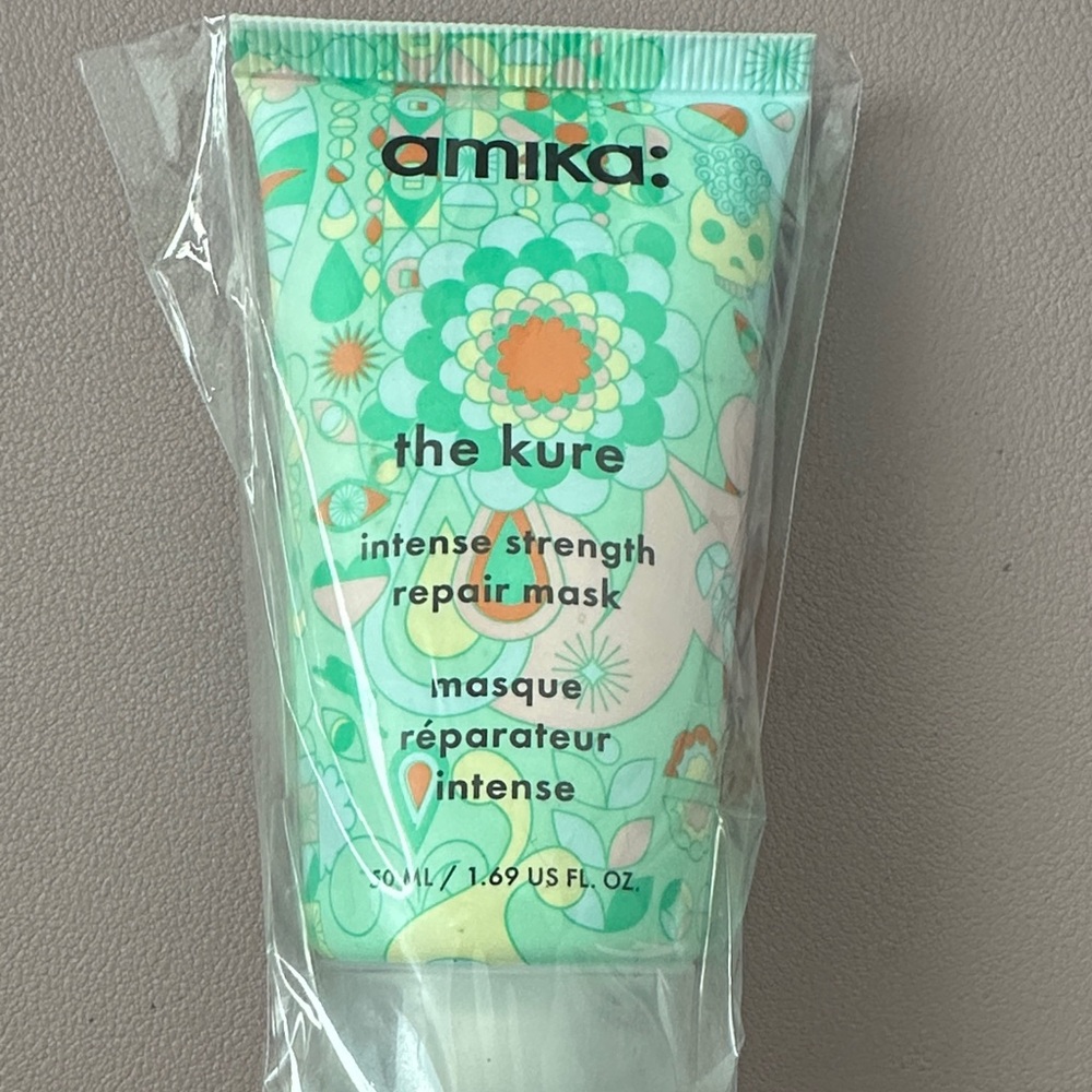 Amika The Kure Repair Mask with Green and Orange Design